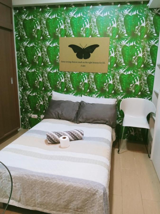 Henry'S Newport Condotel Pasay Kültér fotó