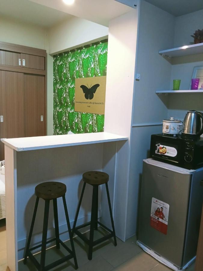 Henry'S Newport Condotel Pasay Kültér fotó