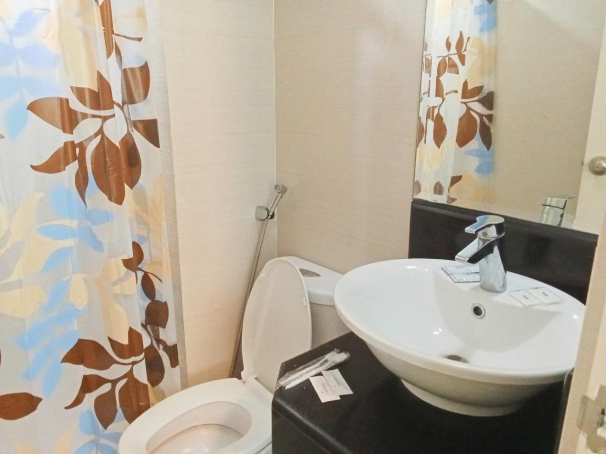 Henry'S Newport Condotel Pasay Kültér fotó