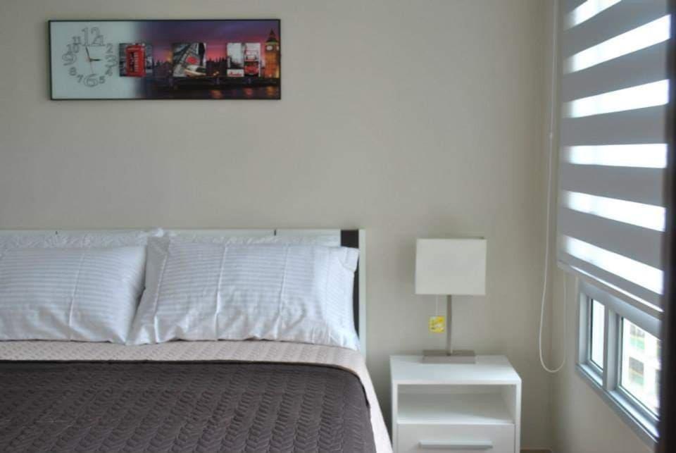Henry'S Newport Condotel Pasay Kültér fotó