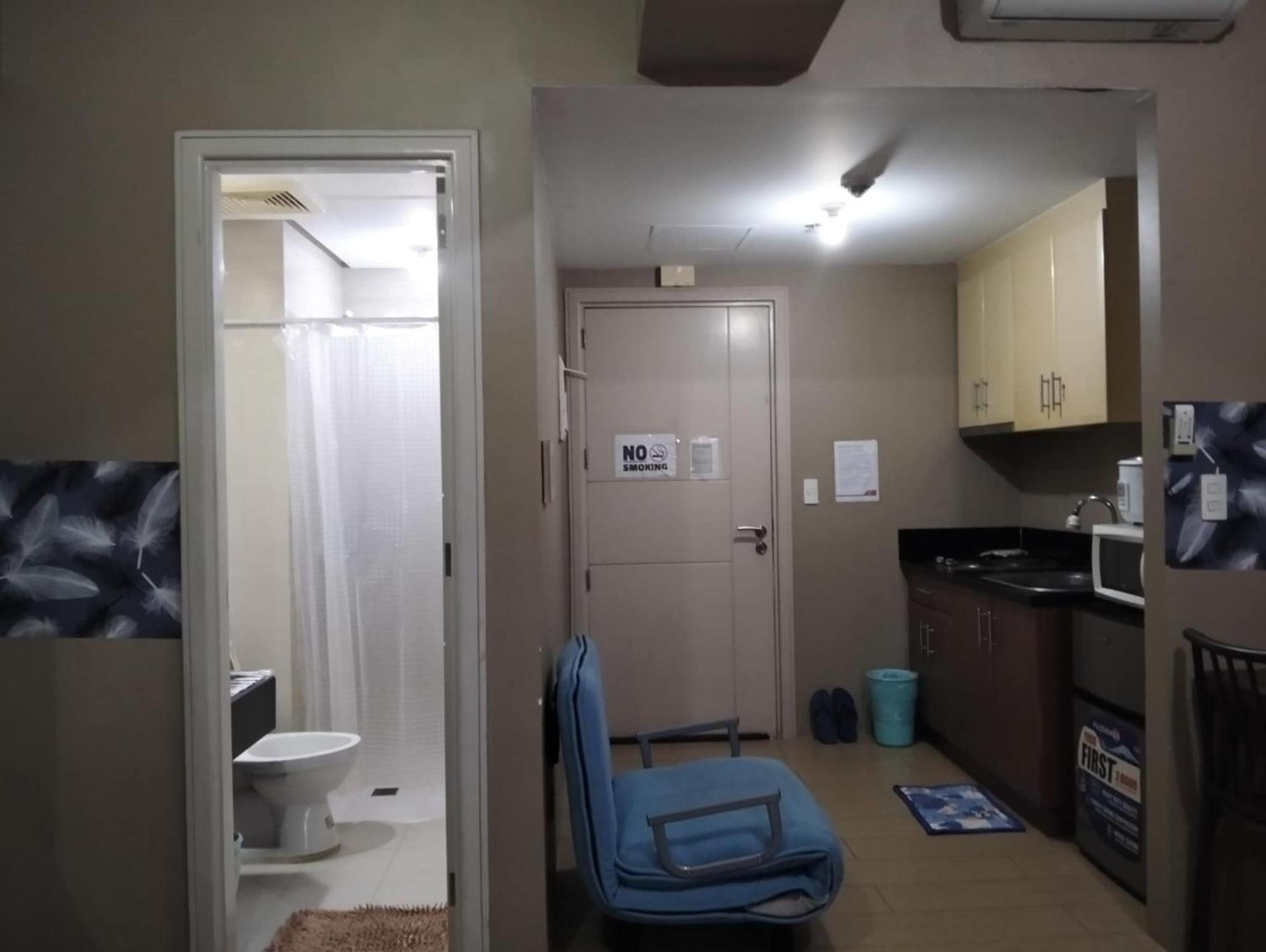 Henry'S Newport Condotel Pasay Kültér fotó