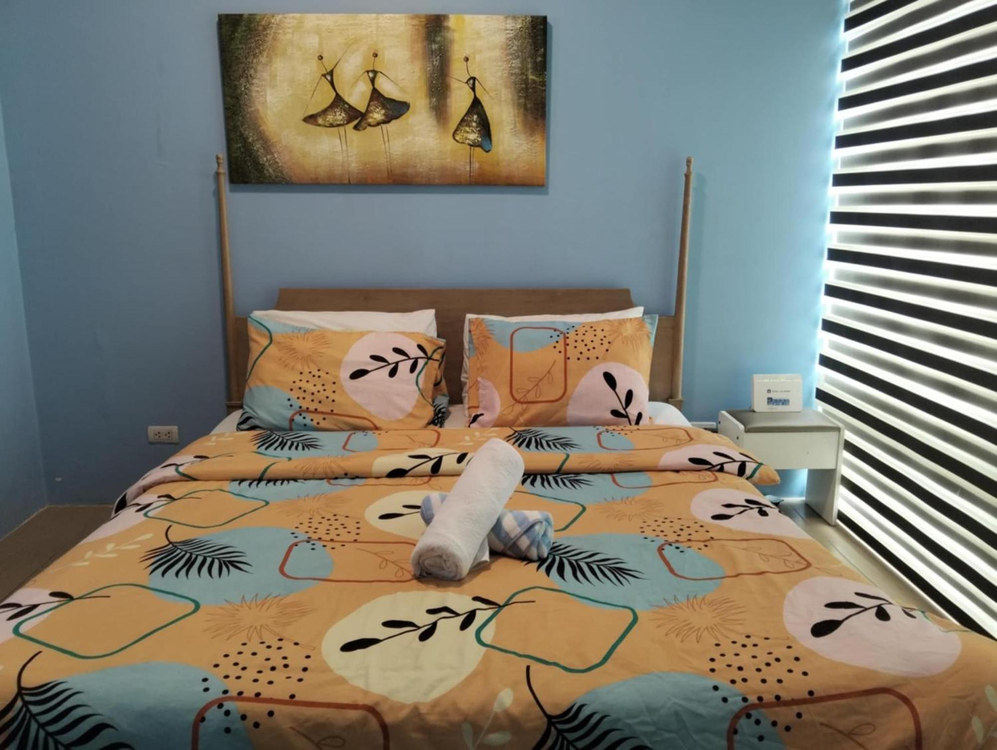 Henry'S Newport Condotel Pasay Kültér fotó
